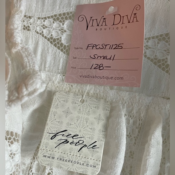 Free People - NWT - White/Ivory top or swimsuit coverup - Size Small - Picture 4 of 7